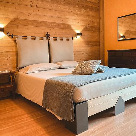 Apartment L'Envers Аоста Екстериор снимка